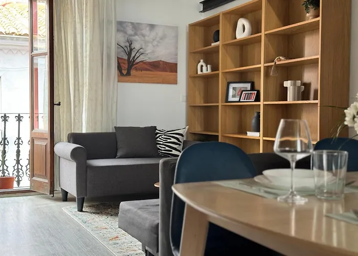 Modern Valencia City Center Apartment